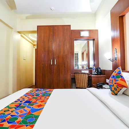 FabHotel Shubhangan Mumbai Bagian luar foto