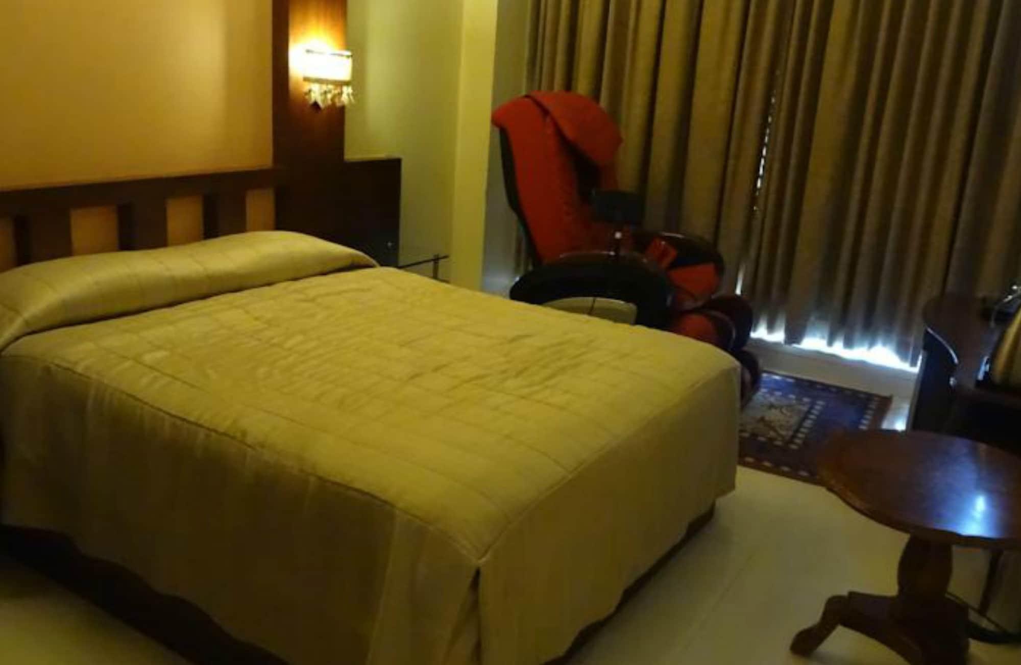 FabHotel Shubhangan Mumbai Bagian luar foto