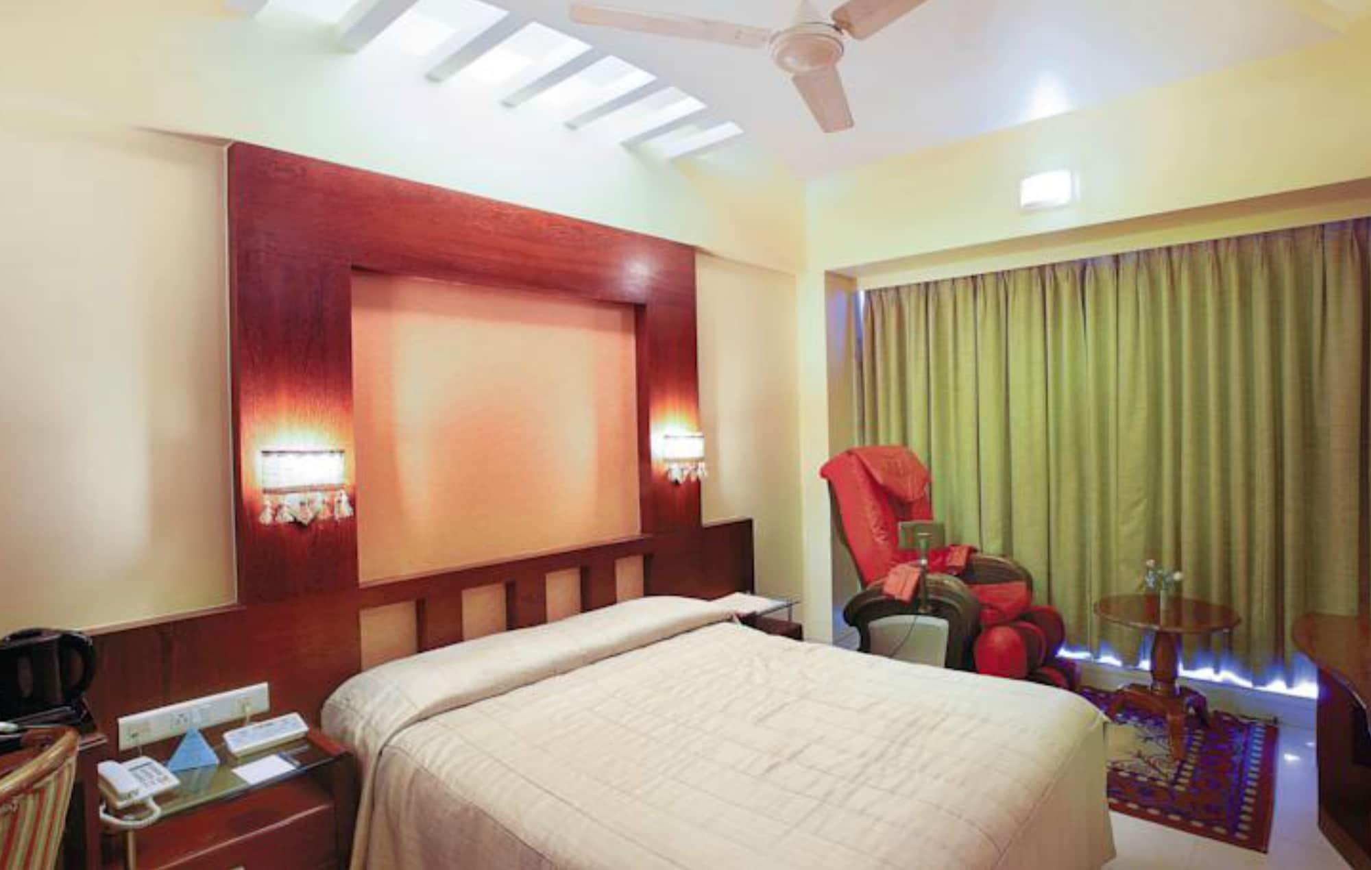 FabHotel Shubhangan Mumbai Bagian luar foto