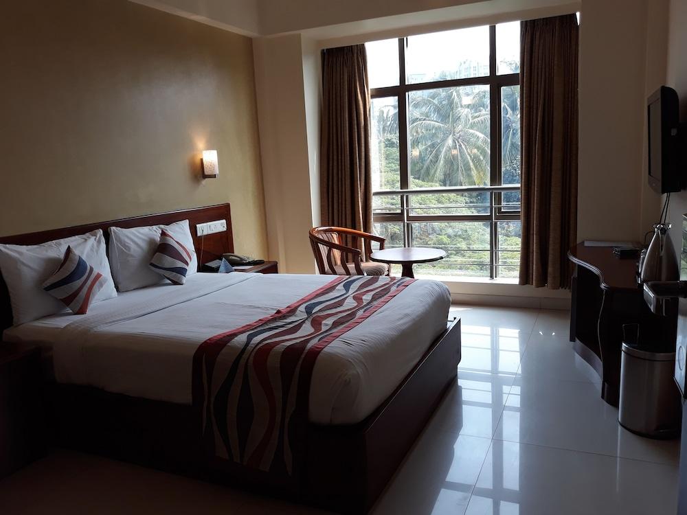 FabHotel Shubhangan Mumbai Bagian luar foto