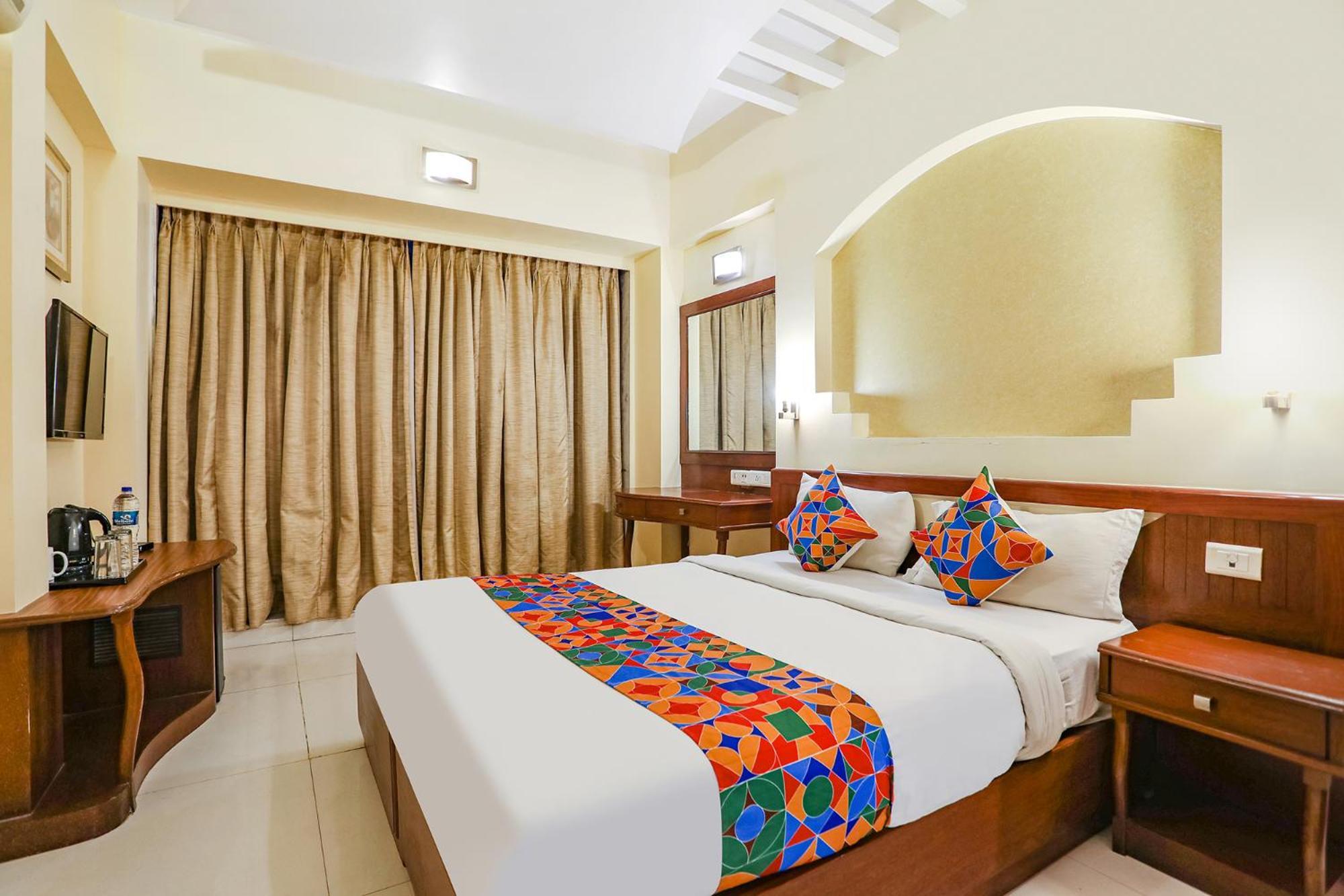 FabHotel Shubhangan Mumbai Bagian luar foto