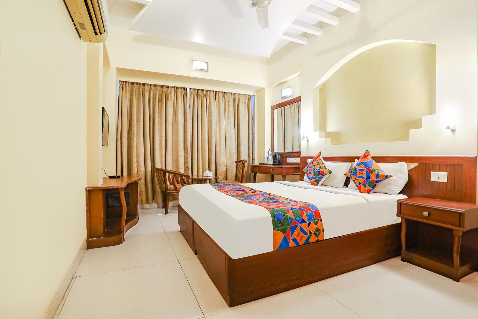 FabHotel Shubhangan Mumbai Bagian luar foto