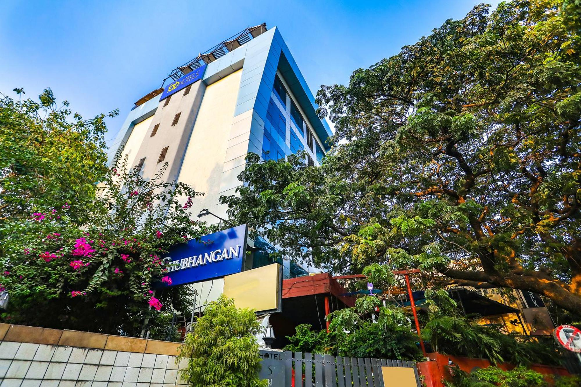 FabHotel Shubhangan Mumbai Bagian luar foto