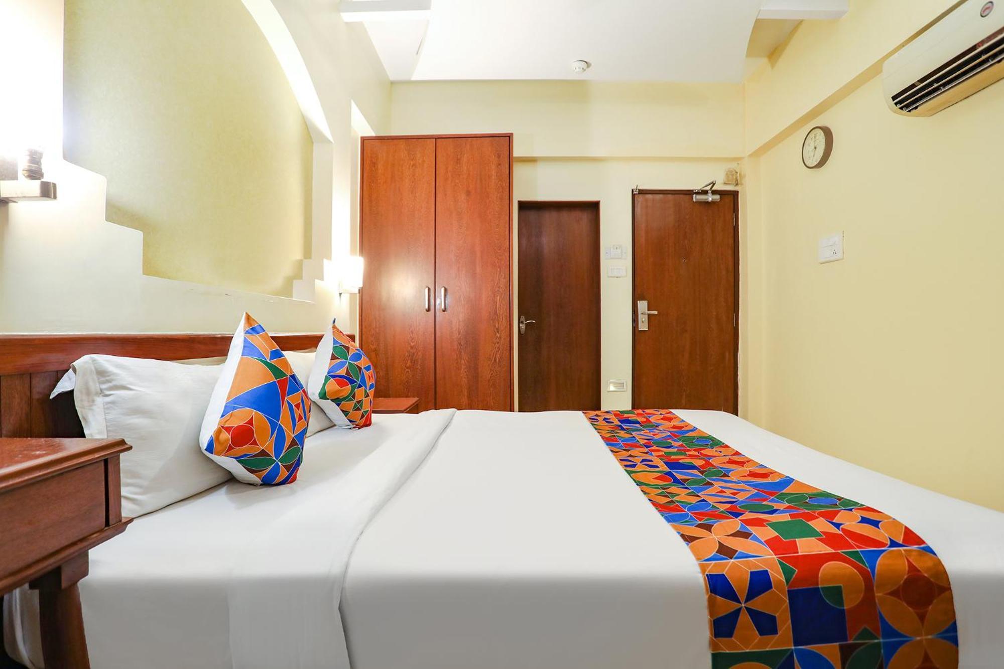FabHotel Shubhangan Mumbai Bagian luar foto
